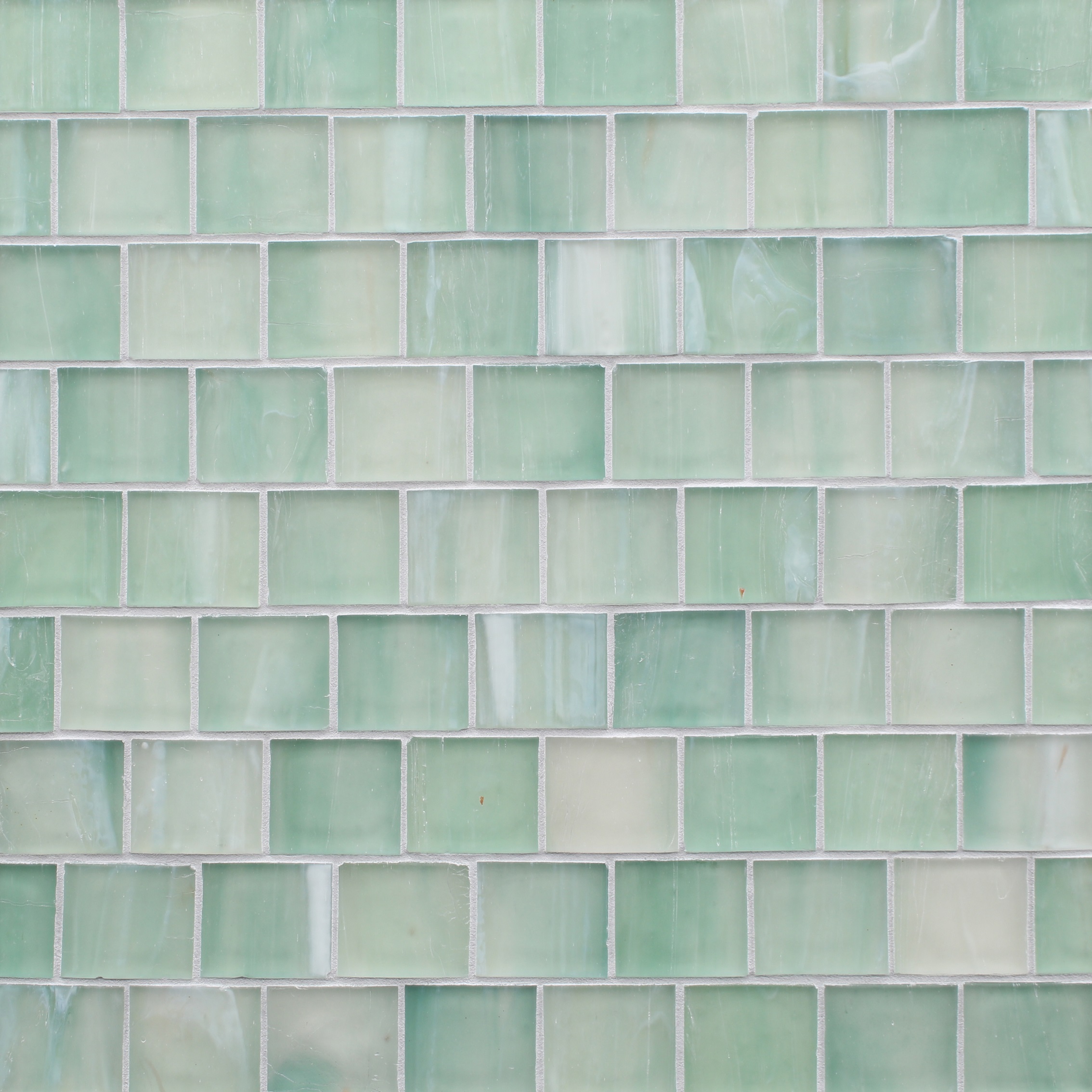 Shoreline 1-3/4 X 2 Mosaic Aruba Silk