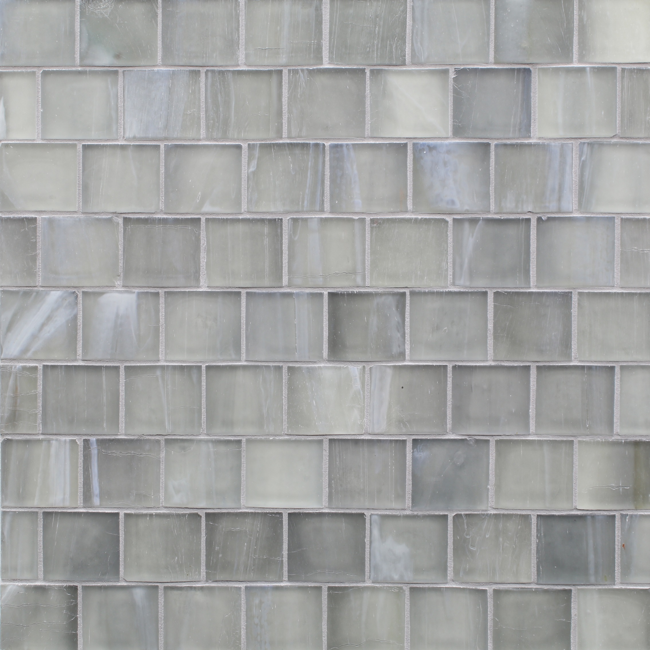 Shoreline 1-3/4 X 2 Mosaic Gullwing Silk